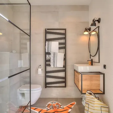 Propriete De Luxxe Avec Piscine A